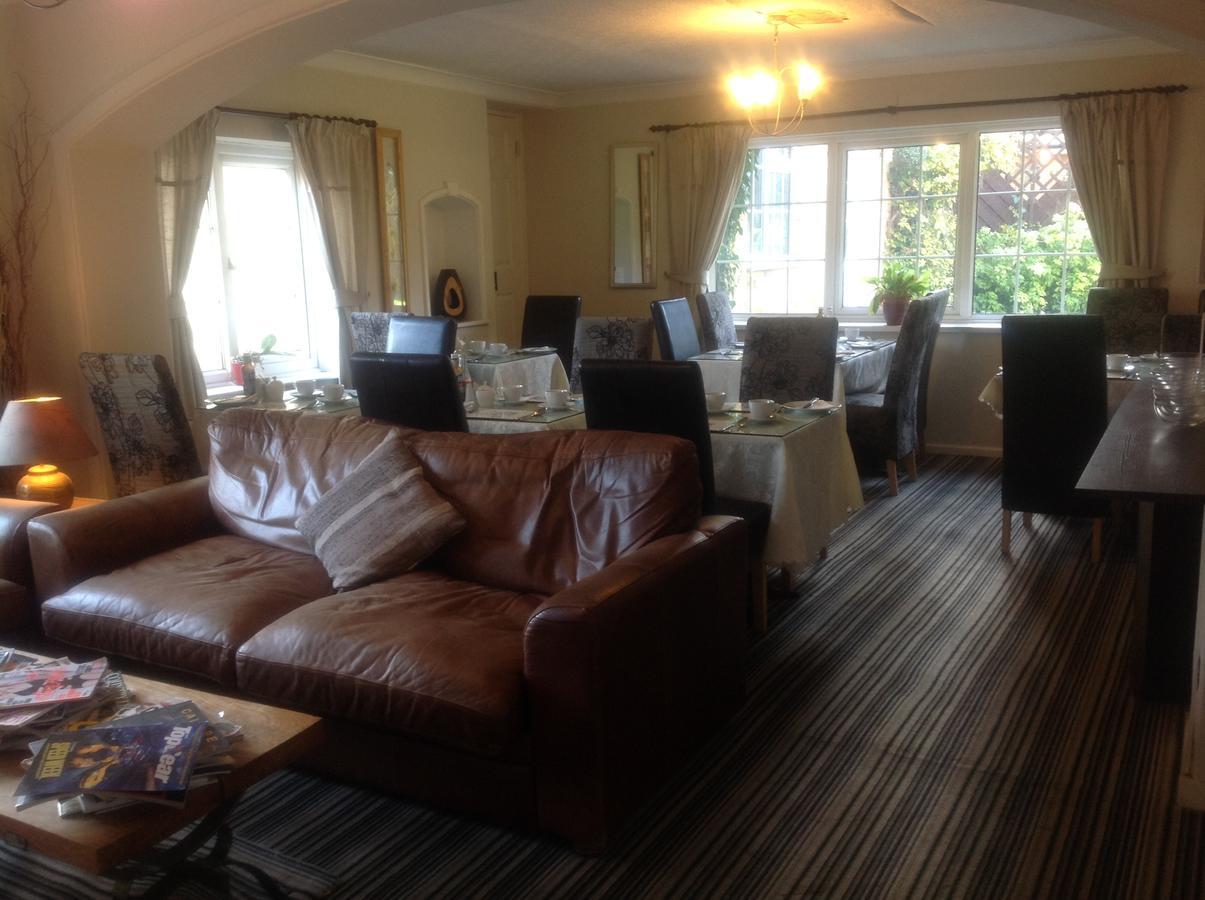 The Hollies Guest House Solihull Eksteriør bilde