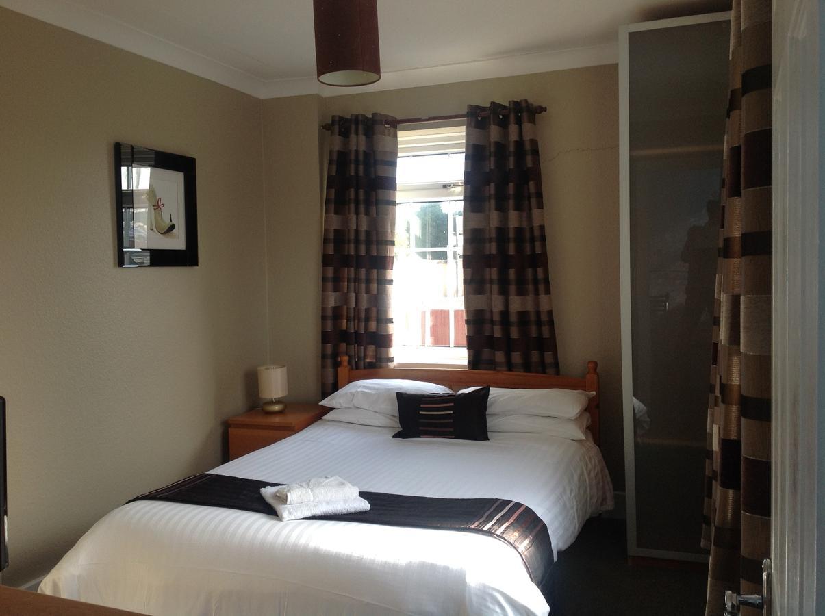 The Hollies Guest House Solihull Eksteriør bilde